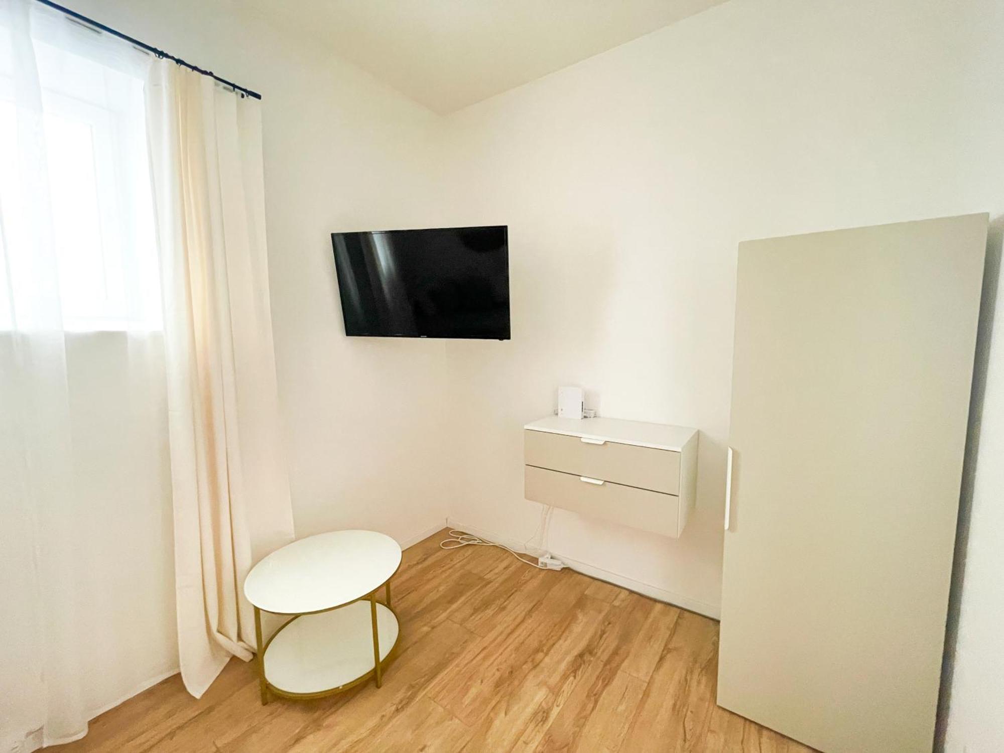 Contactless Self-Check-In - Stayhere Central City Suite 1 Graz Eksteriør bilde